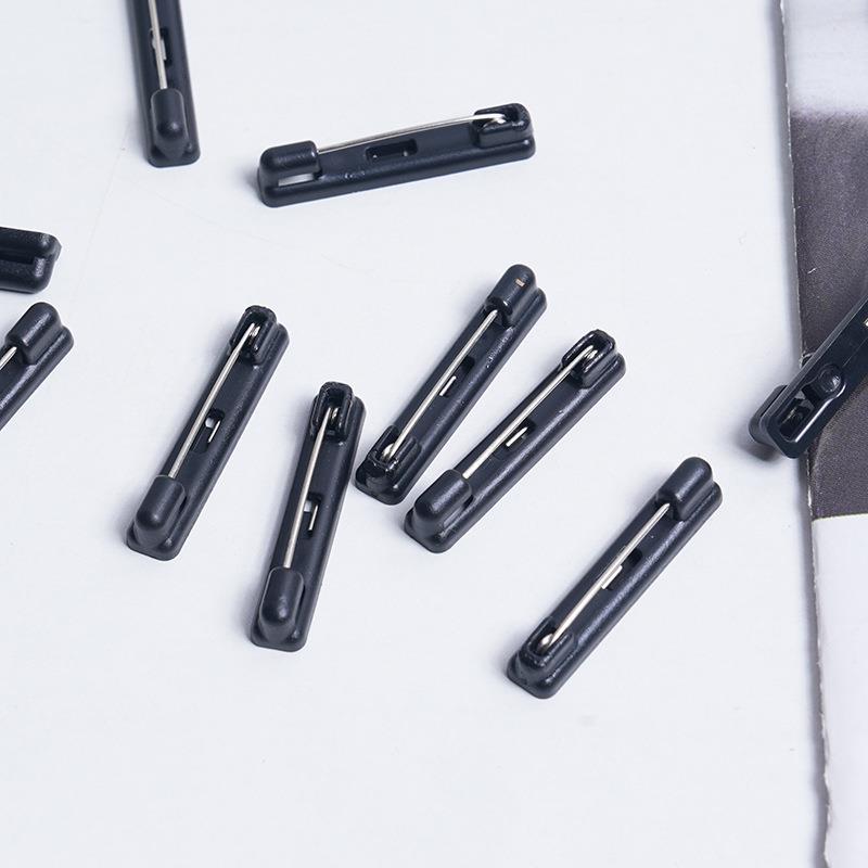 厂家3.7白色塑料别针胸卡工牌号安全现货套装简约风针线