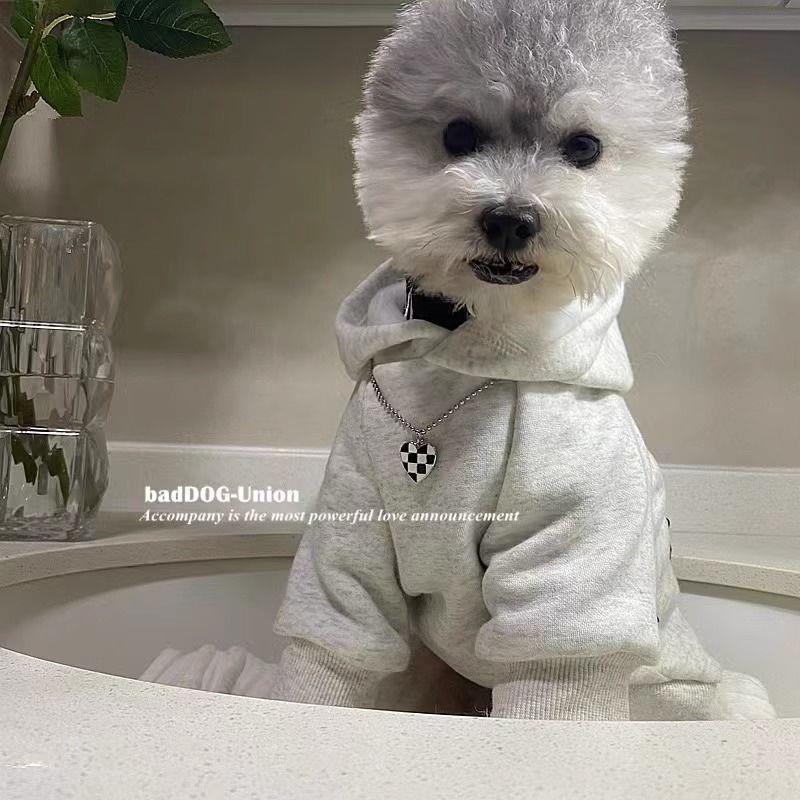 狗狗衣服秋冬款加绒保暖卫衣雪纳瑞泰迪比熊博美防掉毛两脚连帽衣