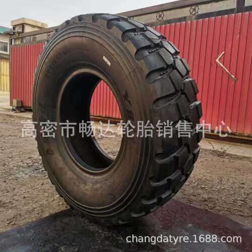 现货供应305/80R20越野轮胎 卡车轮胎 吊车轮胎 305/80r20