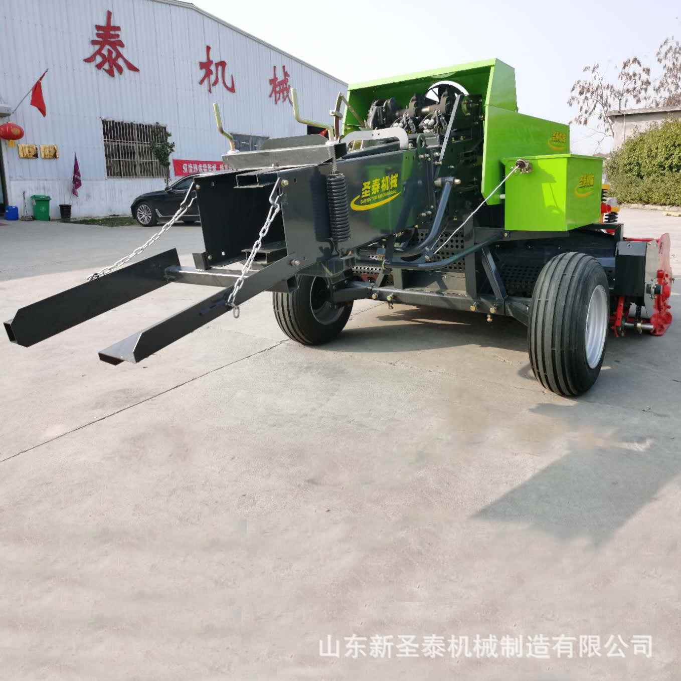 四轮带秸秆捡拾方捆机现货田间自动捡拾方捆机玉米秸秆打包机