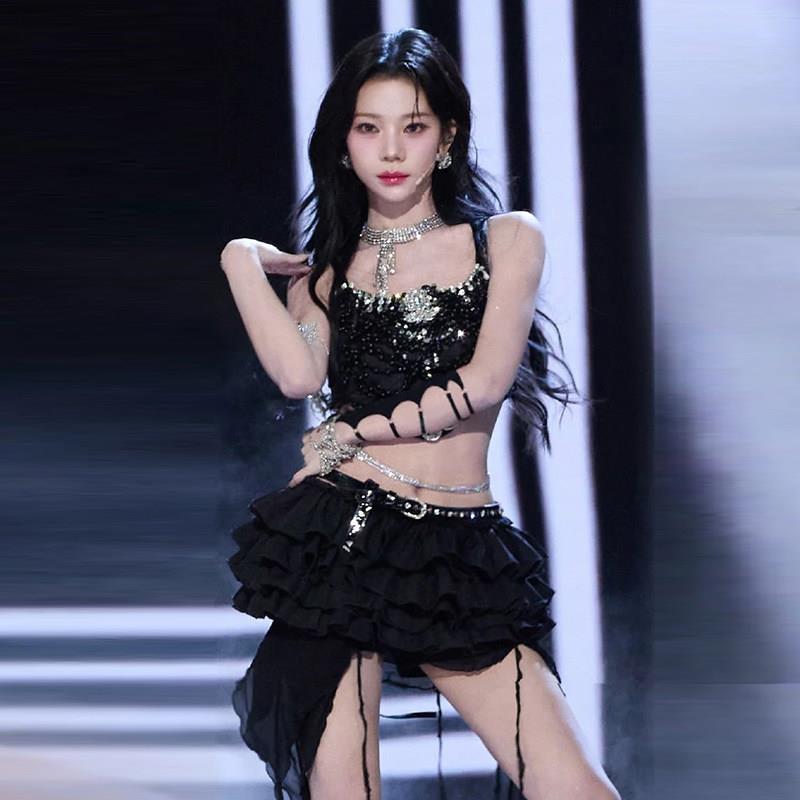 张紫宁同款黑色水钻演出服gogo酒吧套装KPOP女团舞蹈团播打歌服