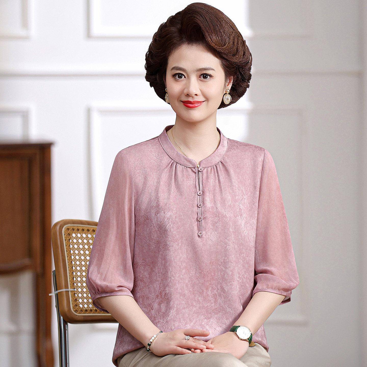 时尚中年T恤女圆领夏装桑蚕丝100%套装小个子妈妈真丝印花上衣薄