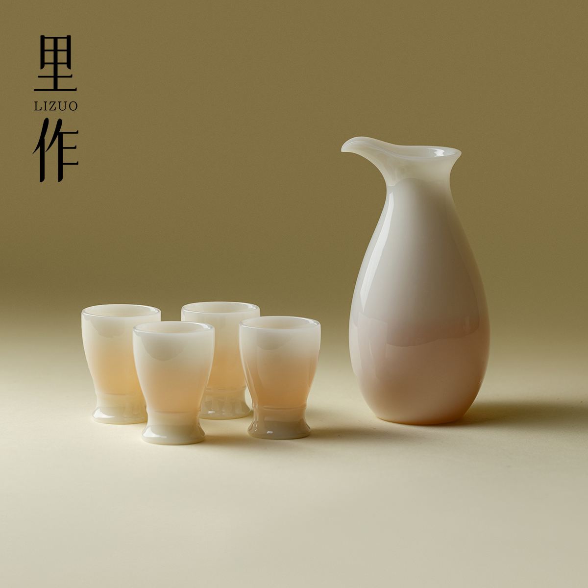 里作 创意冰种玉瓷酒具套装高端陶瓷清酒白酒分酒器精致日式酒盅
