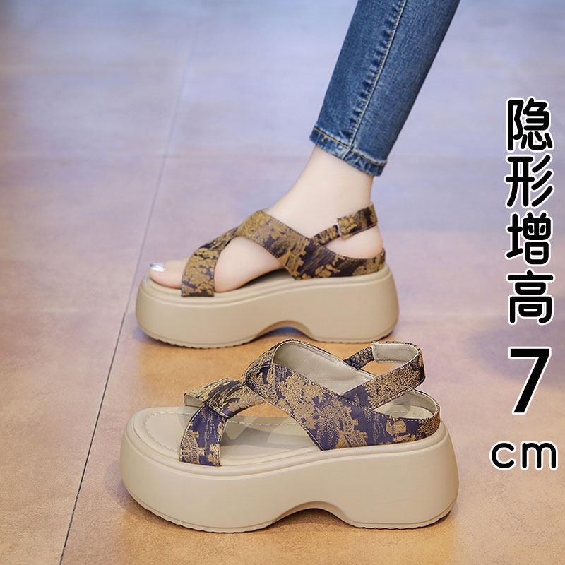 香港真皮厚底凉鞋女夏季外穿2026新款小个子增高配裙子休闲沙滩鞋