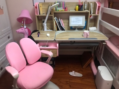 法兰芭比好学童儿童学习桌怎么样，入手让人失望吗