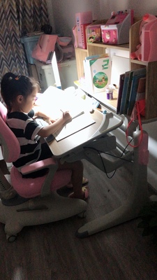 法兰芭比好学童儿童学习桌怎么样，入手让人失望吗