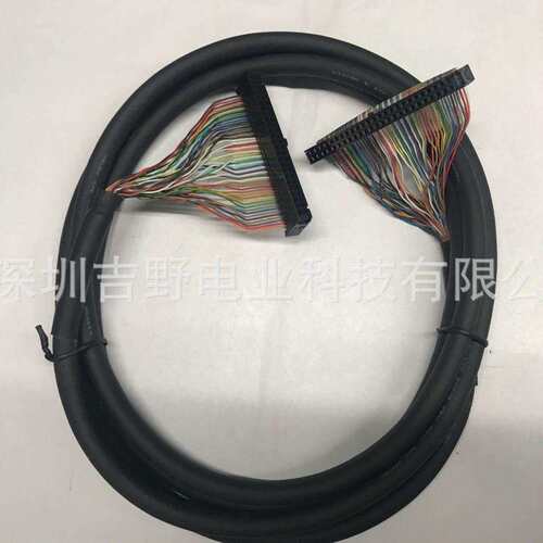 柔性运动控制器输入输出XW2Z-100J-A28伺服中继单元电缆