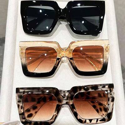 Women's 2-Pair Oversized Luxury Sunglasses & Reading Glasses