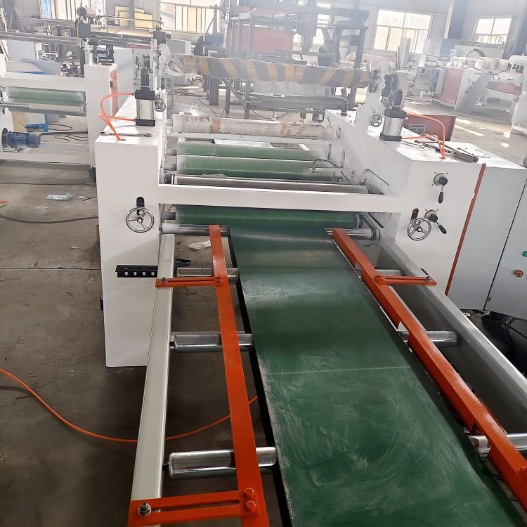 按需定制小型机械贴纸机 伺服电机精准定位纸对膜覆膜机 加工设备