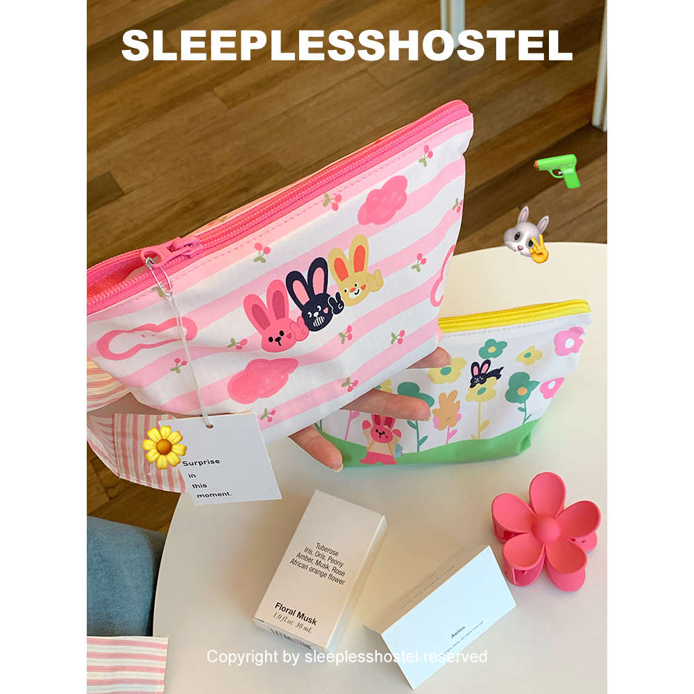 失眠招待所三只兔兔可爱原创旅行收纳袋防水轻薄收纳包行李整理袋