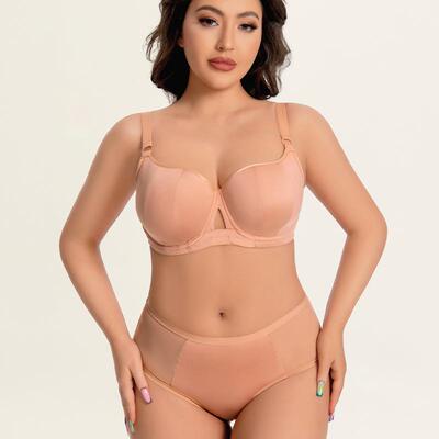 Large size lingerie for women with large breasts, small
