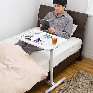 日本SANWA笔记本电脑桌多功能支架桌移动升降桌懒人沙发床边小桌