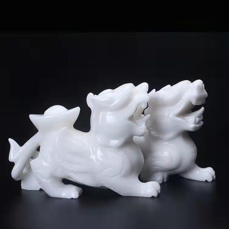 汉白玉元宝貔貅汉白玉貔貅一对手工雕刻家居办公工艺品玉摆件