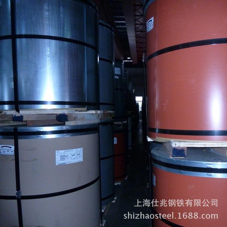 上海宝钢彩涂卷彩钢瓦PE聚酯PVDF氟碳HDP高耐候宝钢彩钢卷现货图片