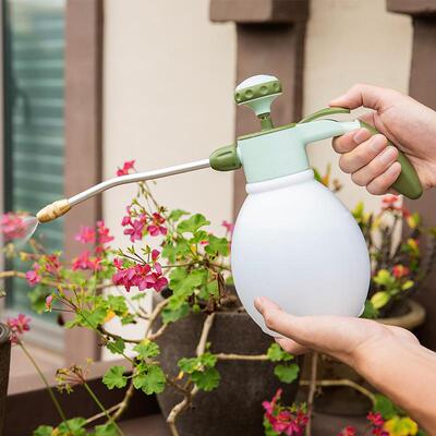 沃施worth 浇花加长喷壶洒水壶家用气压式高压浇水壶长嘴消毒喷壶