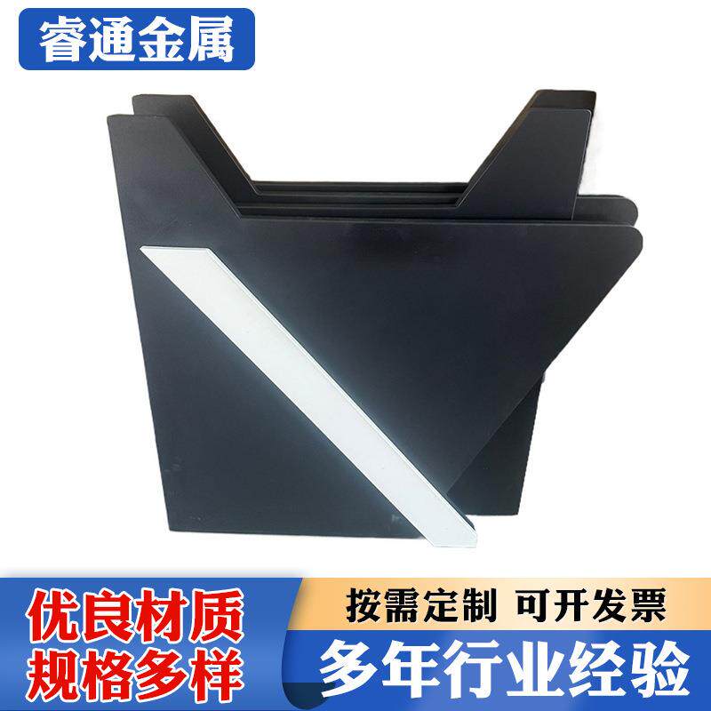 监控台操作台厂家制作钢制台板侧板耐刮耐抗击金属中控台大屏