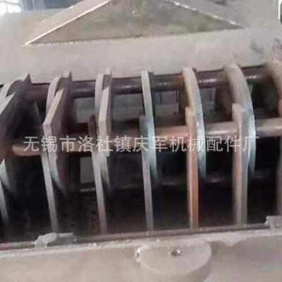 甩刀式的破碎机型号齐全pvcpe塑料spcwpc地板XPS建筑