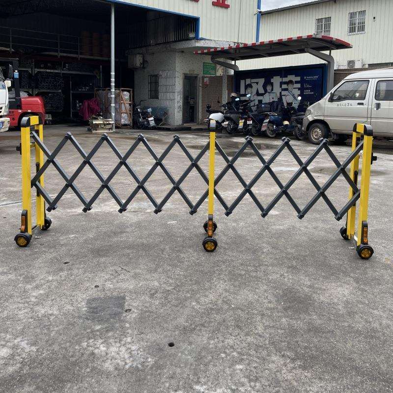 铝合金手动推拉简易伸缩门路障移动护栏折叠围栏收缩推拉式
