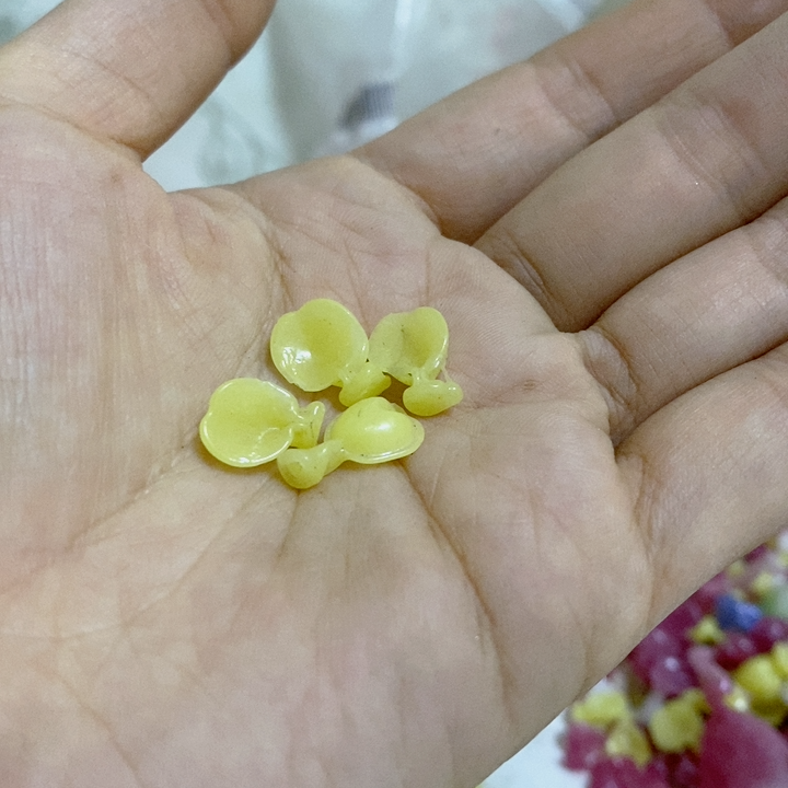 老料器花瓣汉服发簪100片老料黄凌霄H-39