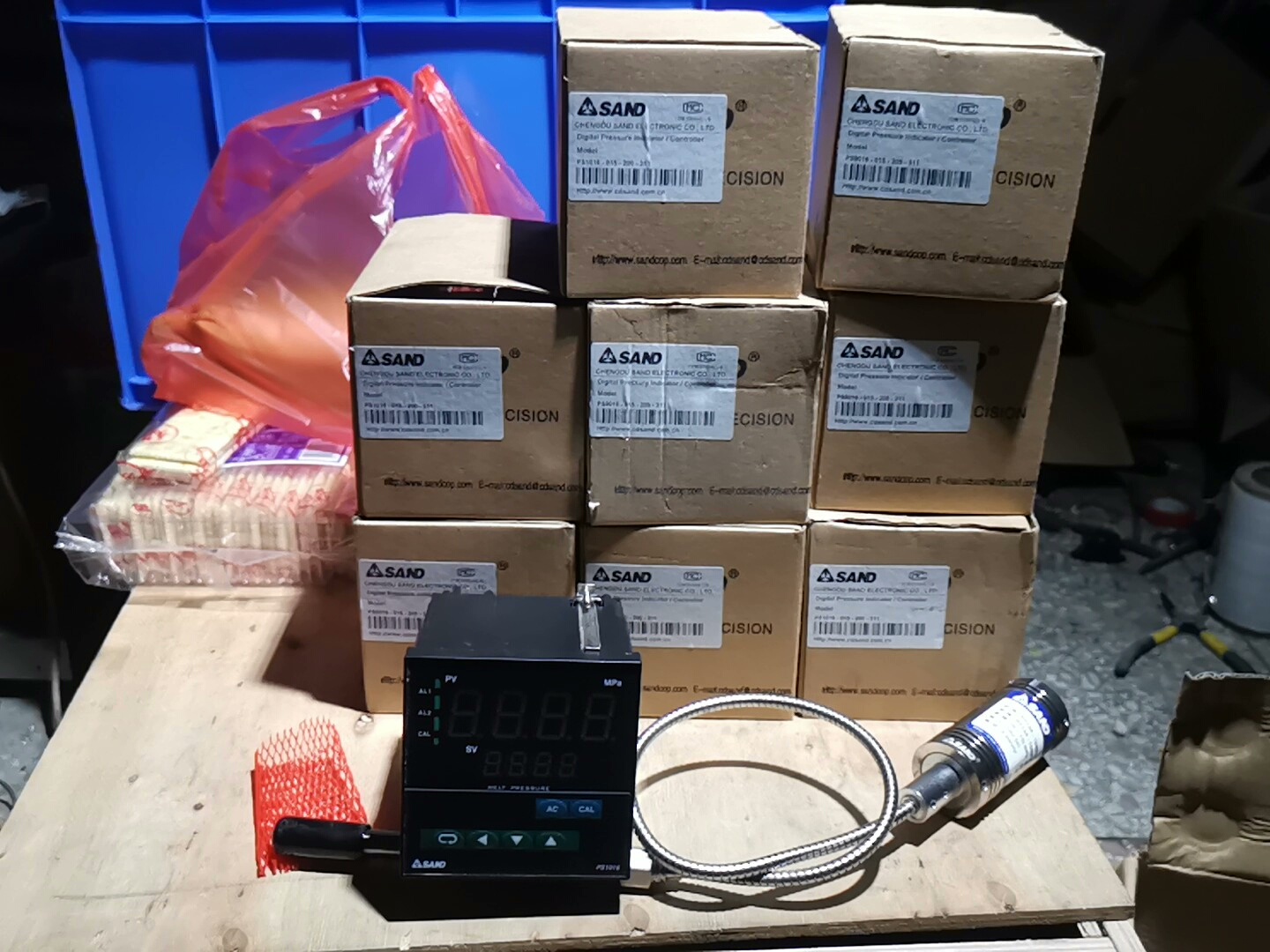 设备公司库存全新处理出来8套成都先达电子有限公司智能数字压力