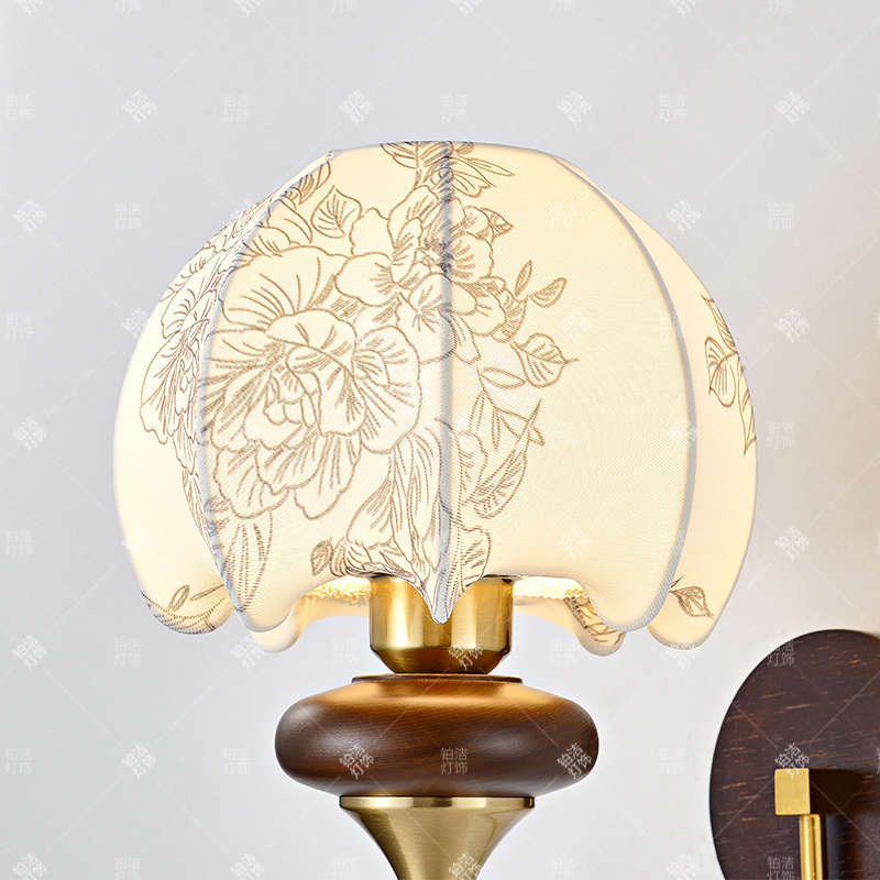 法式中古壁灯卧室床头灯美式复古花纹布艺客厅实木带拉线开关灯具