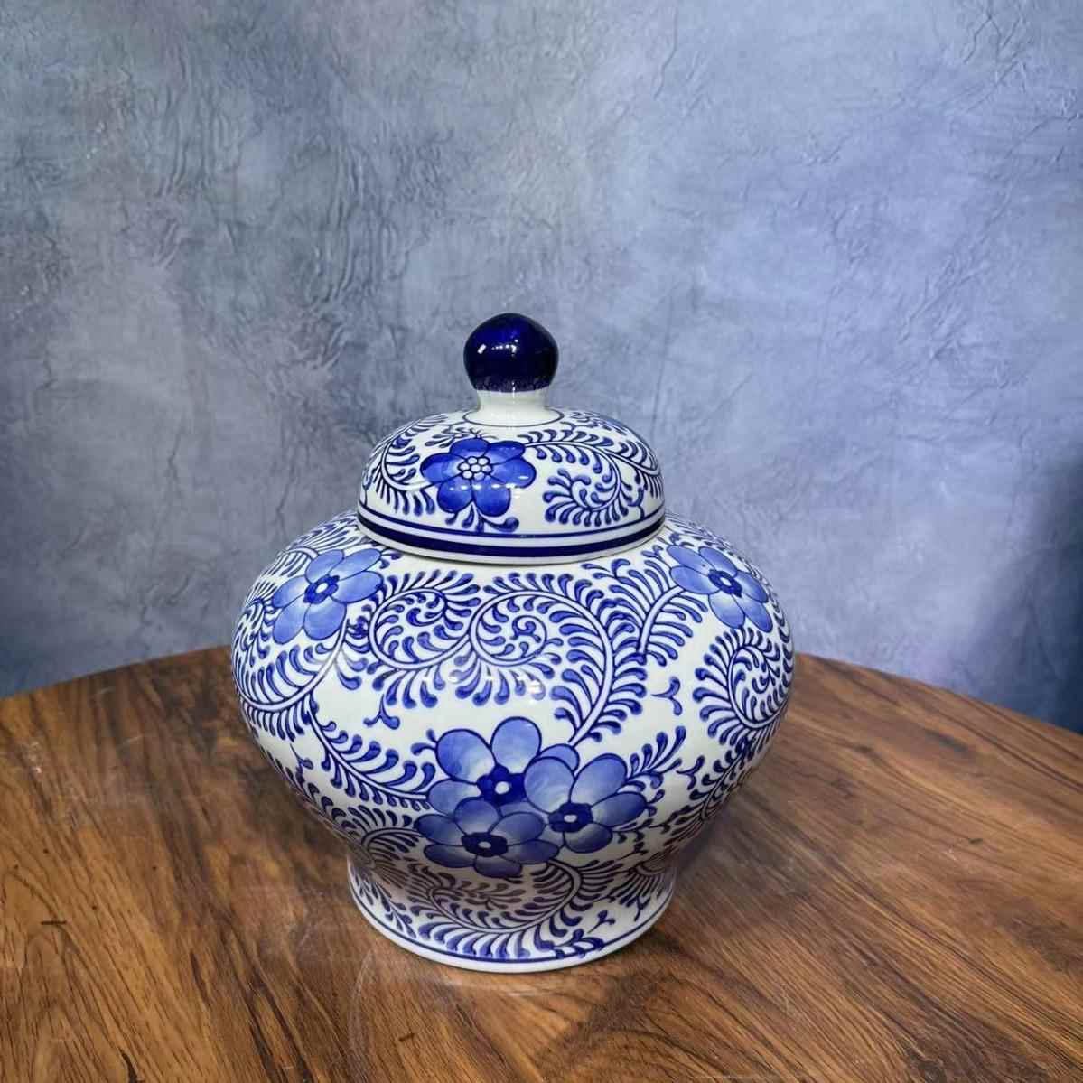 中式复古手绘青花陶瓷瓶储物罐家居软装饰品电视柜博古架精致摆件