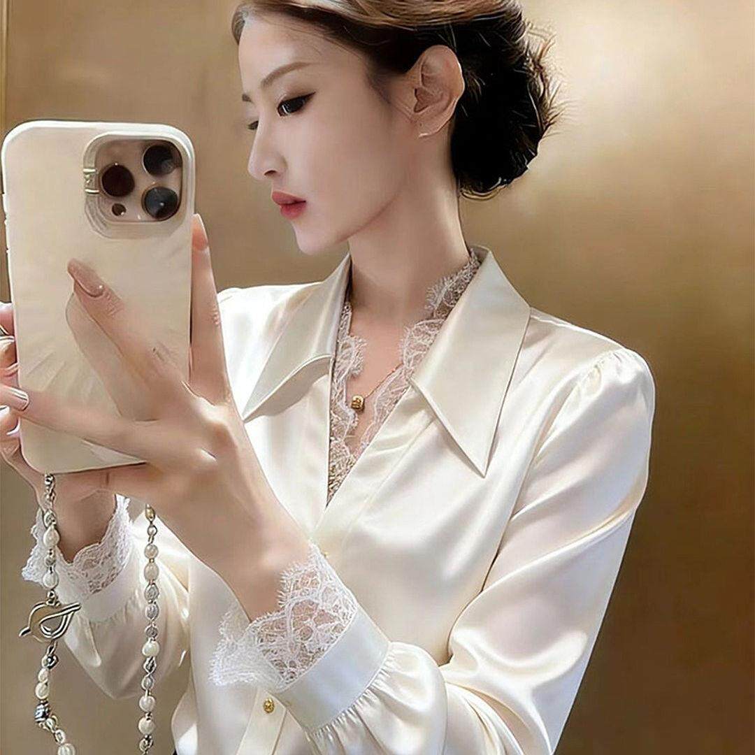 轻奢高级感蕾丝拼接假两件缎面衬衫女春秋修身小众设计感打底上衣
