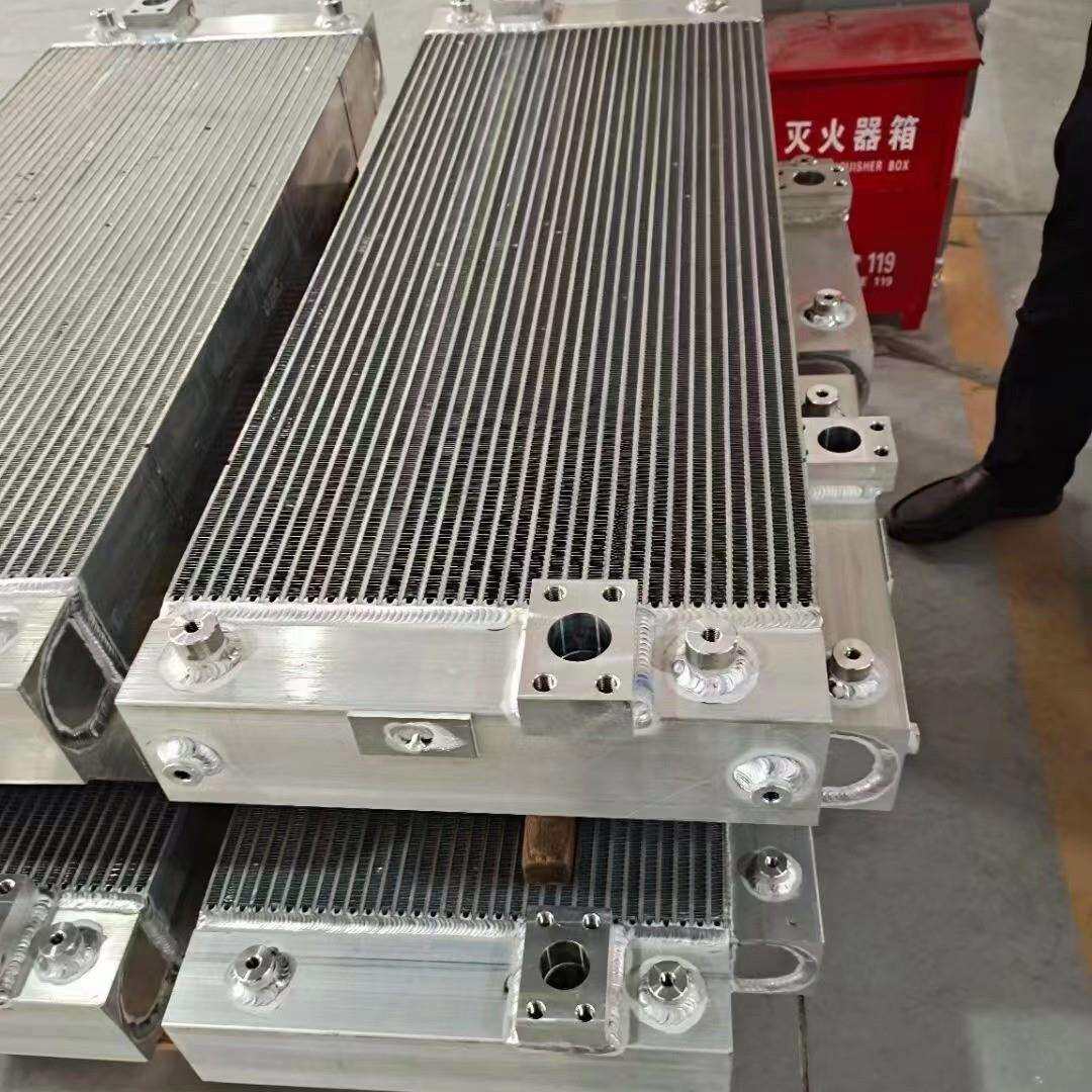 柳工922 924 925 933 936 950挖掘机水箱散热器 油散 中冷配件