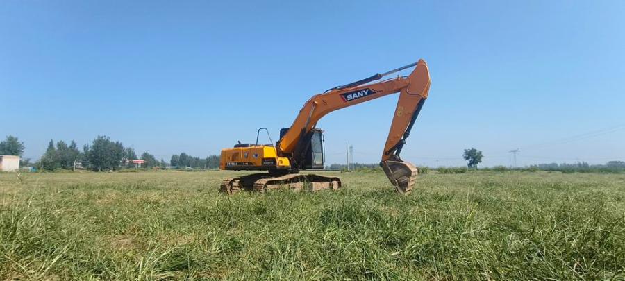 11月26日邢台三一215挖掘机网络拍卖公告