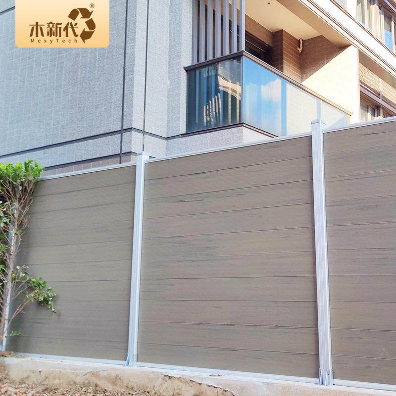 供应广州户外防腐木栅栏庭院围栏木塑护栏花园围墙隔断篱笆塑木板