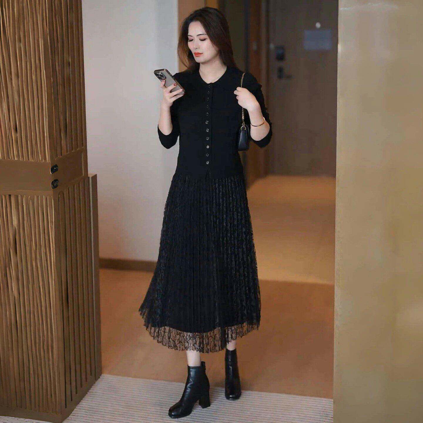 香港代购妈妈时尚连衣裙女秋季新款洋气显瘦蕾丝拼接网纱打底裙子