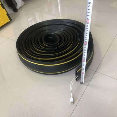 PVC 橡胶CE RoHS Cable Cover 线槽减速带, 线槽卷