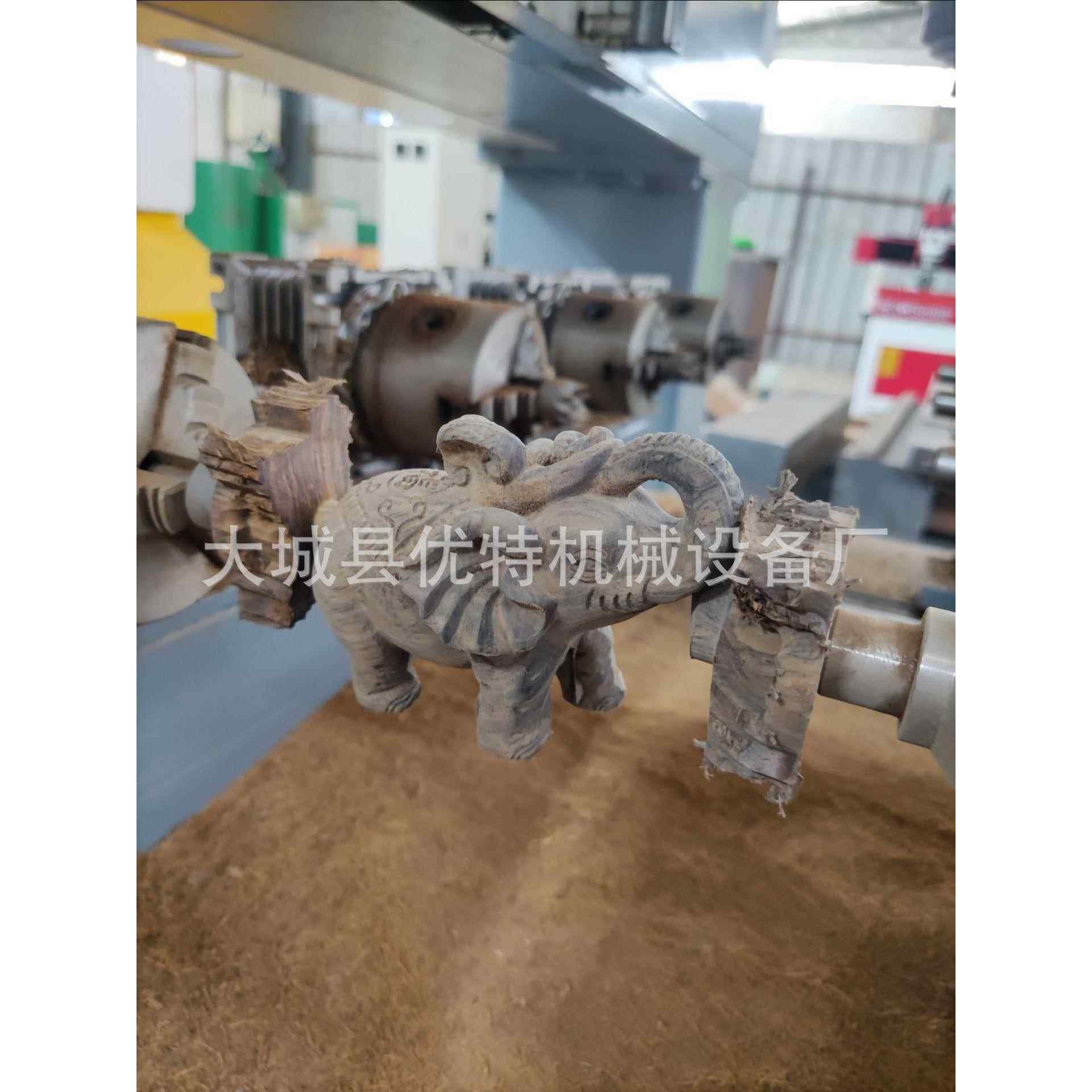 小型四轴四联动雕刻机木制按摩锤背把雕刻机立体壶把手雕刻机