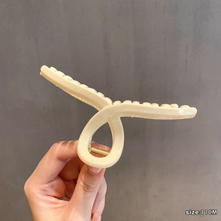 爱心大发量抓夹女2024新款高级感大号发夹15cm勺发量多鲨鱼夹发卡