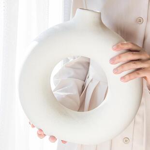 热销圆圈花瓶陶瓷花瓶超大号简约现代创意工艺饰品摆件装饰花瓶