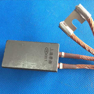 发电站 摩扬适配兰州高压电机碳刷 发电机电刷 CH17 25X32X60MM