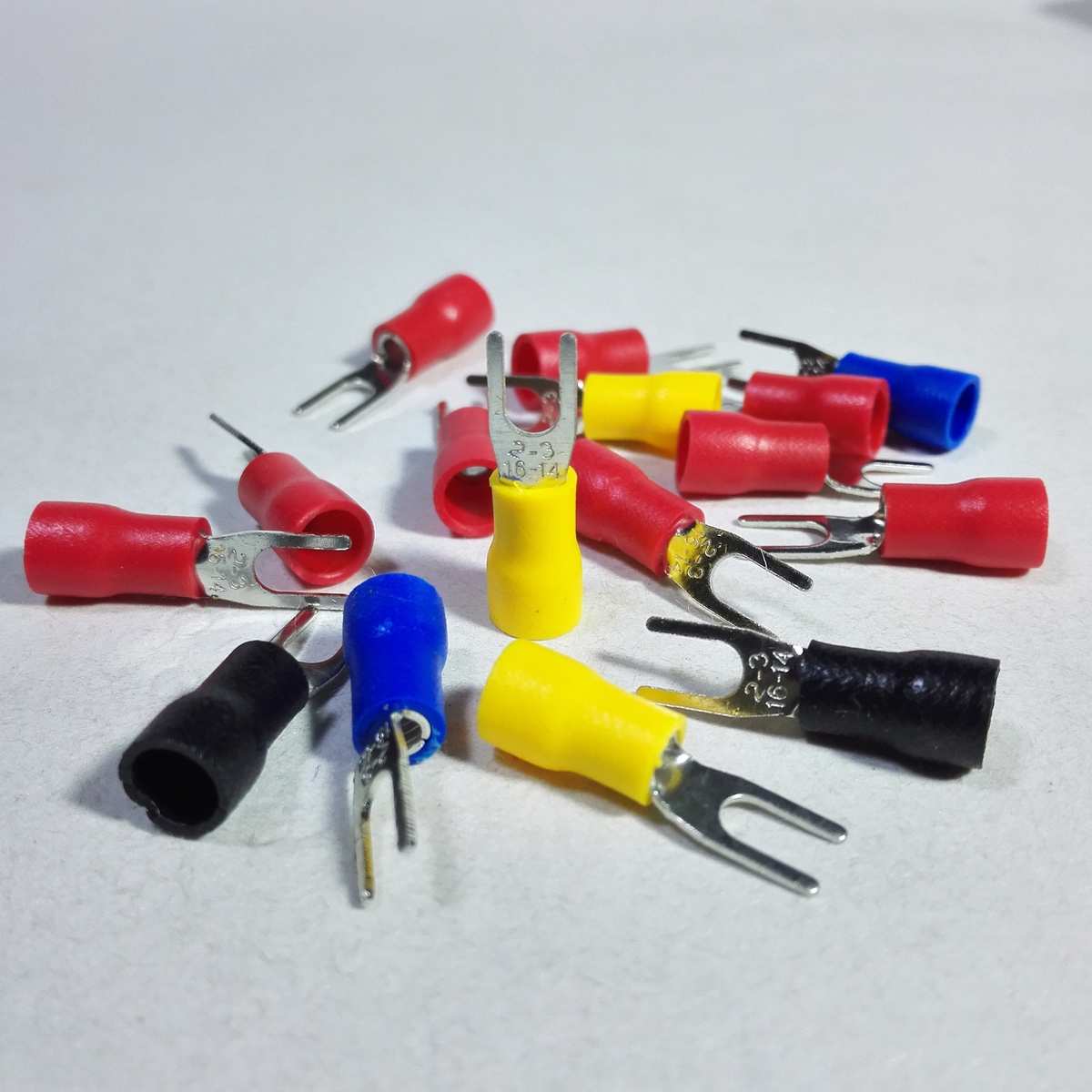 冷压端子SV2.5-3.2 Y型U形叉口压着端头0.6mm厚线耳H65黄铜1000个