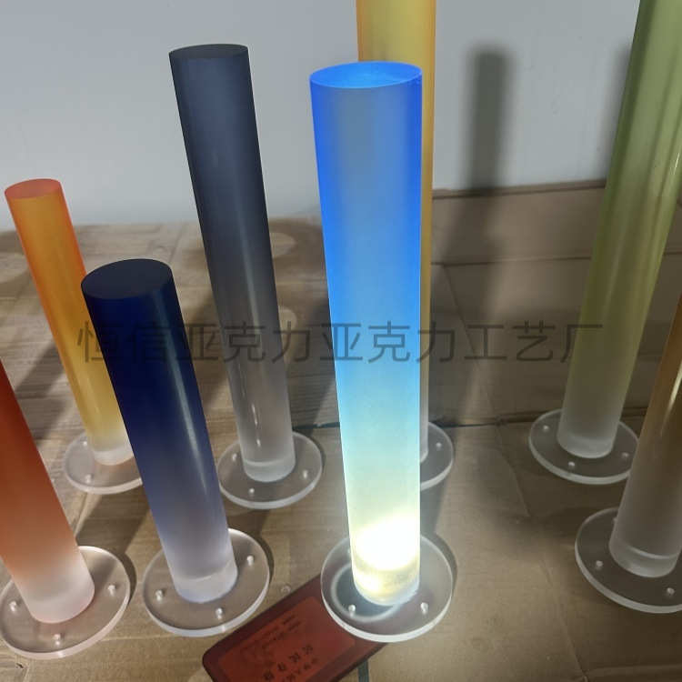 彩色磨砂亚克力圆棒渐变色透明亚克力圆柱桌腿定制加工磨砂导光棒