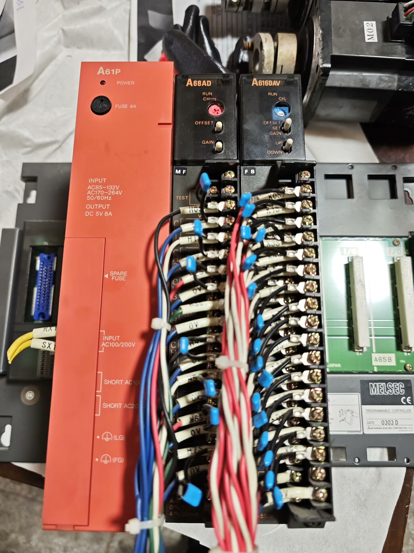 三菱A61P+A68AD+A616DAV包好，几乎全新