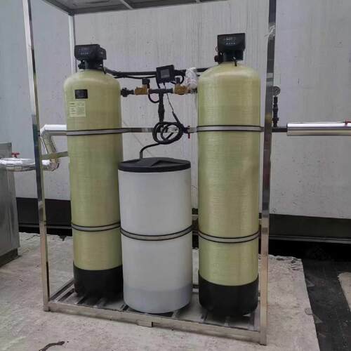 自动软水器双阀双罐，同时产水型号:BRD-RS/Q-8/2库号M410723
