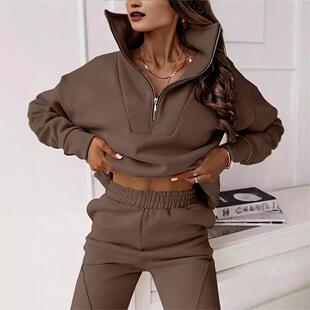 Twopiece womens solidcolor crewneck pullover with long