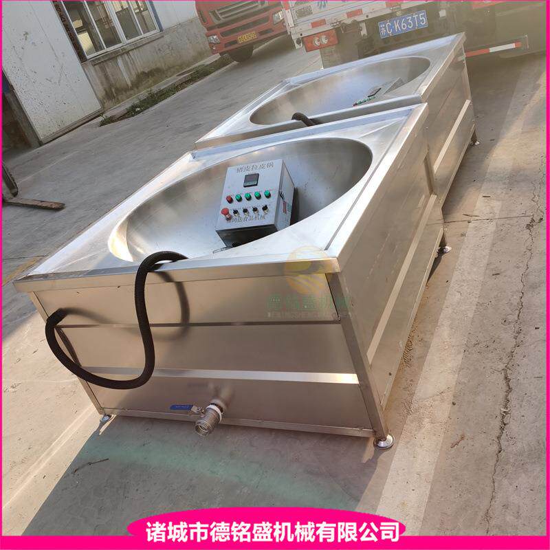 带烟囱的燃气拉皮锅 大块猪肉皮油炸机 炸条皮锅