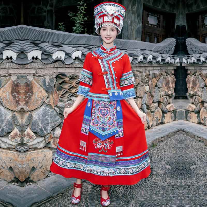 高档西壮族三舞月三服装女出服少数演民族演出服土家族歌圩广节蹈