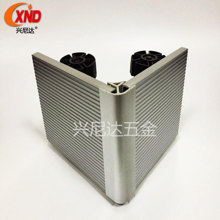 厂家直销橱柜踢脚线 工程专用PVC橱柜脚铝合金地脚线 橱柜塑胶配图片