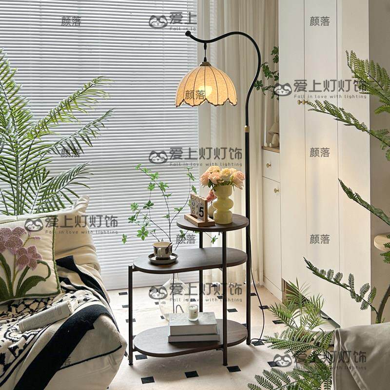 中古风客厅落地灯美式覆古沙发旁置物架边机卧室床头柜台灯一体