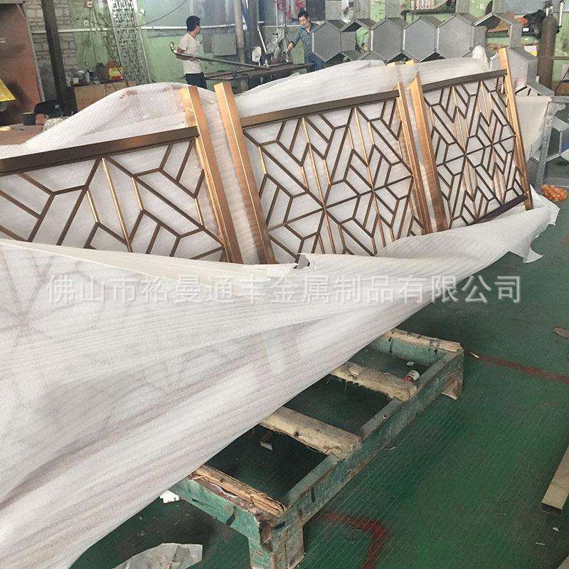 新款直销别墅复式室内阁楼中式镂空玫瑰金栅栏装饰不锈钢楼梯护栏