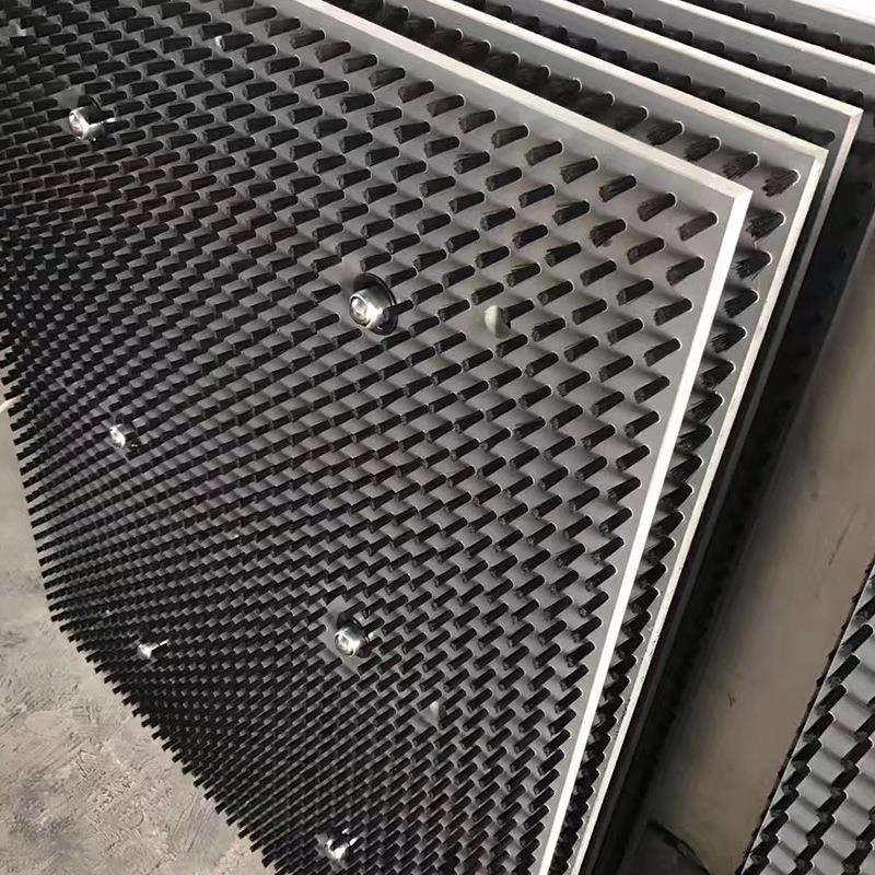 厂家供应 PVC尼龙丝毛刷板木头板刷 木头砖机条刷 工业毛刷