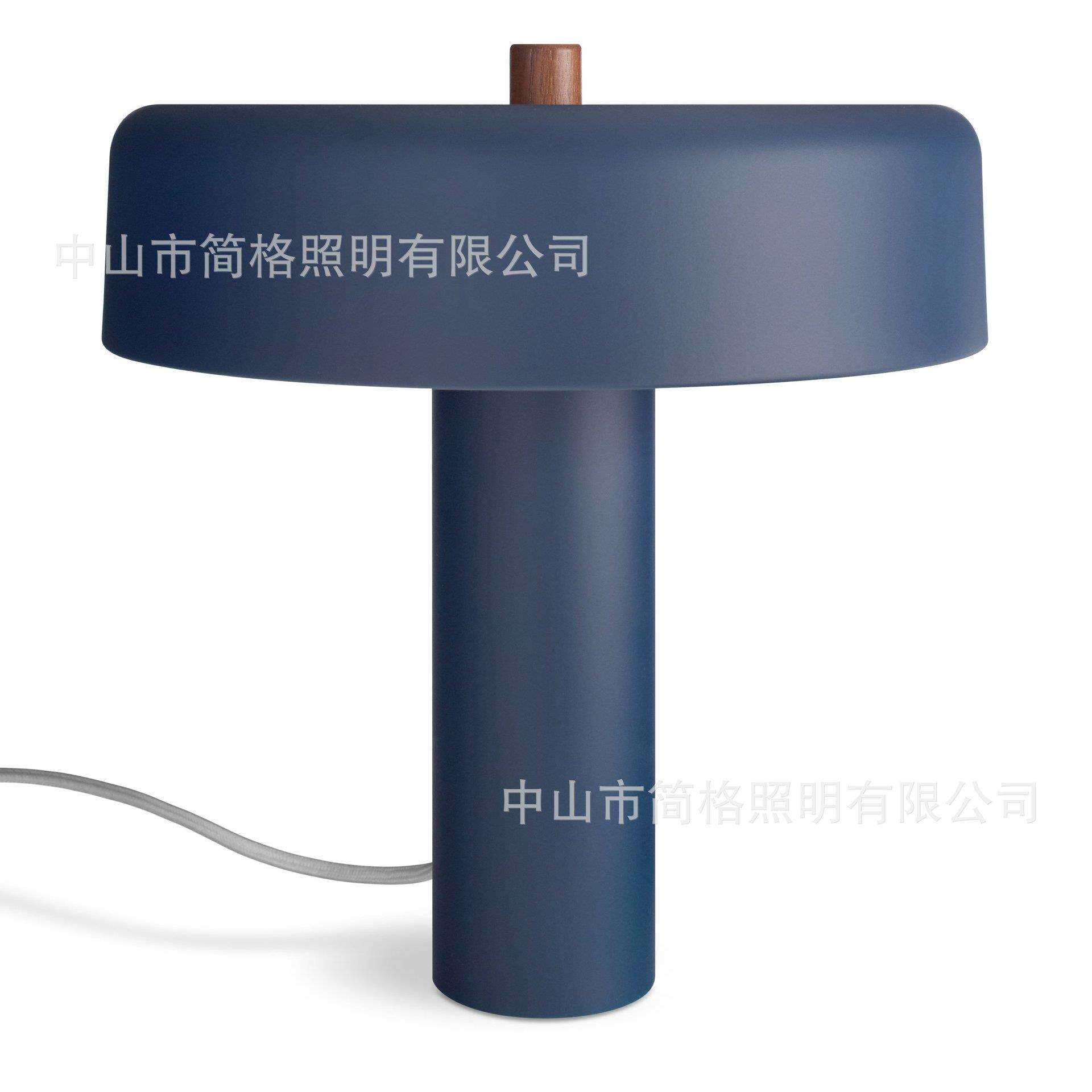后现代简约创意北欧轻奢书桌台灯美式设计师客厅卧室床头装饰灯具