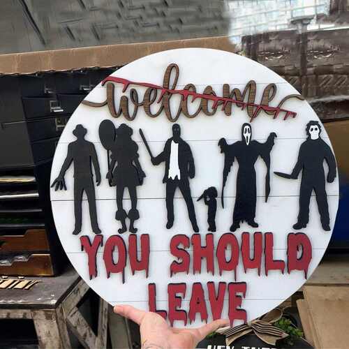 前门的恐怖欢迎标志万圣节装饰节日门牌 Horror Welcome Sign新品