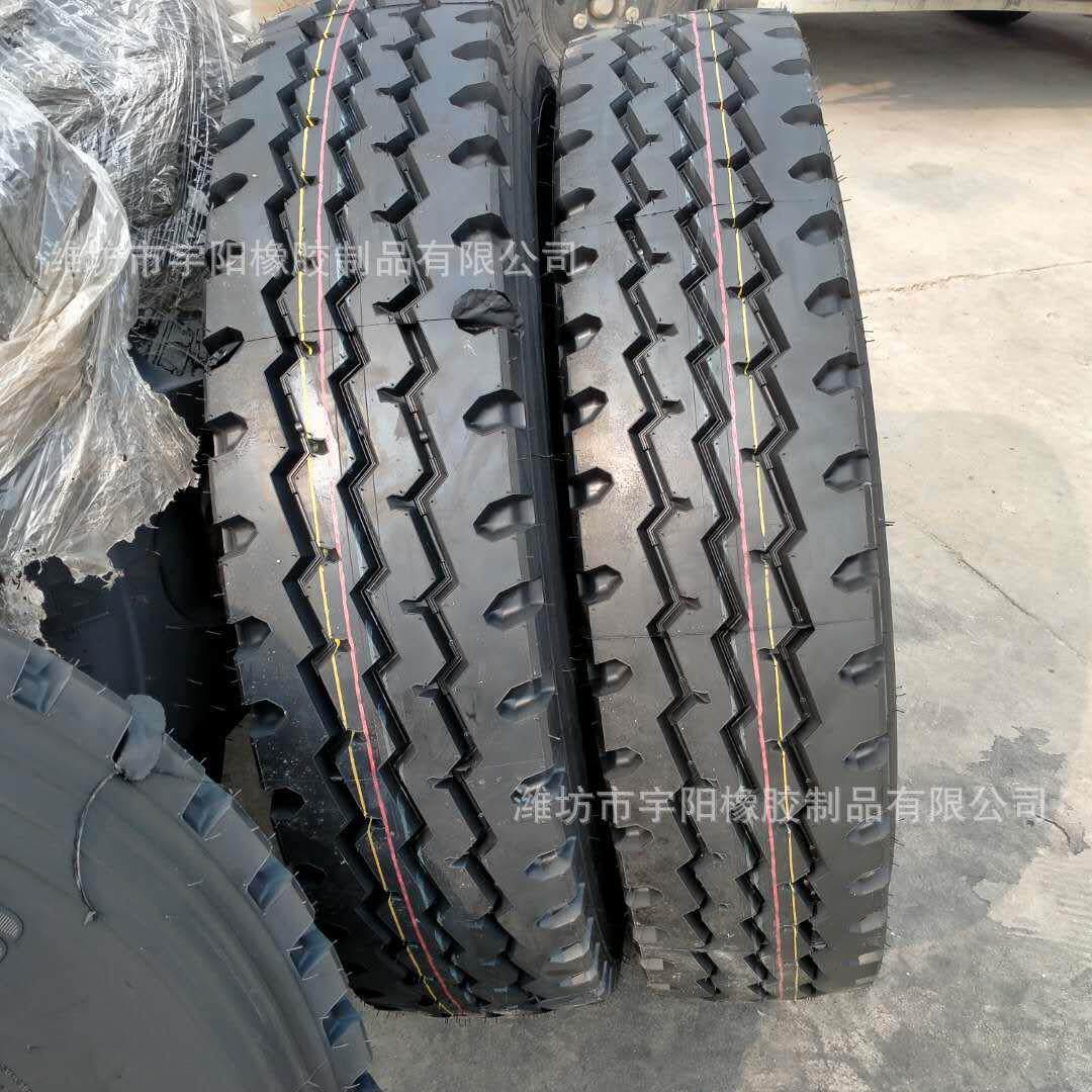 10.00R20钢丝胎三线花纹1000R20载重卡车轮胎